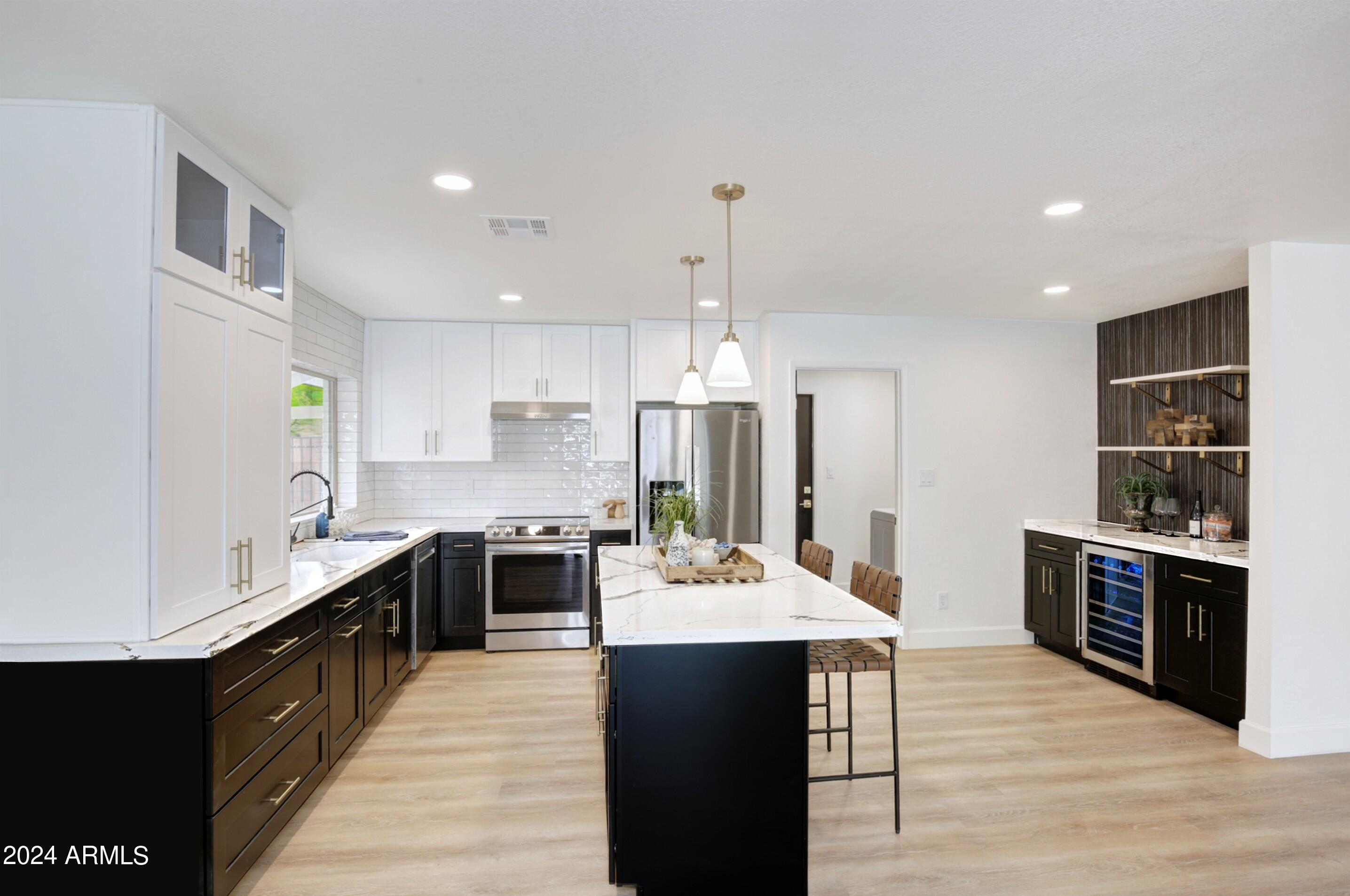 4308 East Redfield Road Phoenix, AZ 85032 - Photo 5 of 19 Kitchen