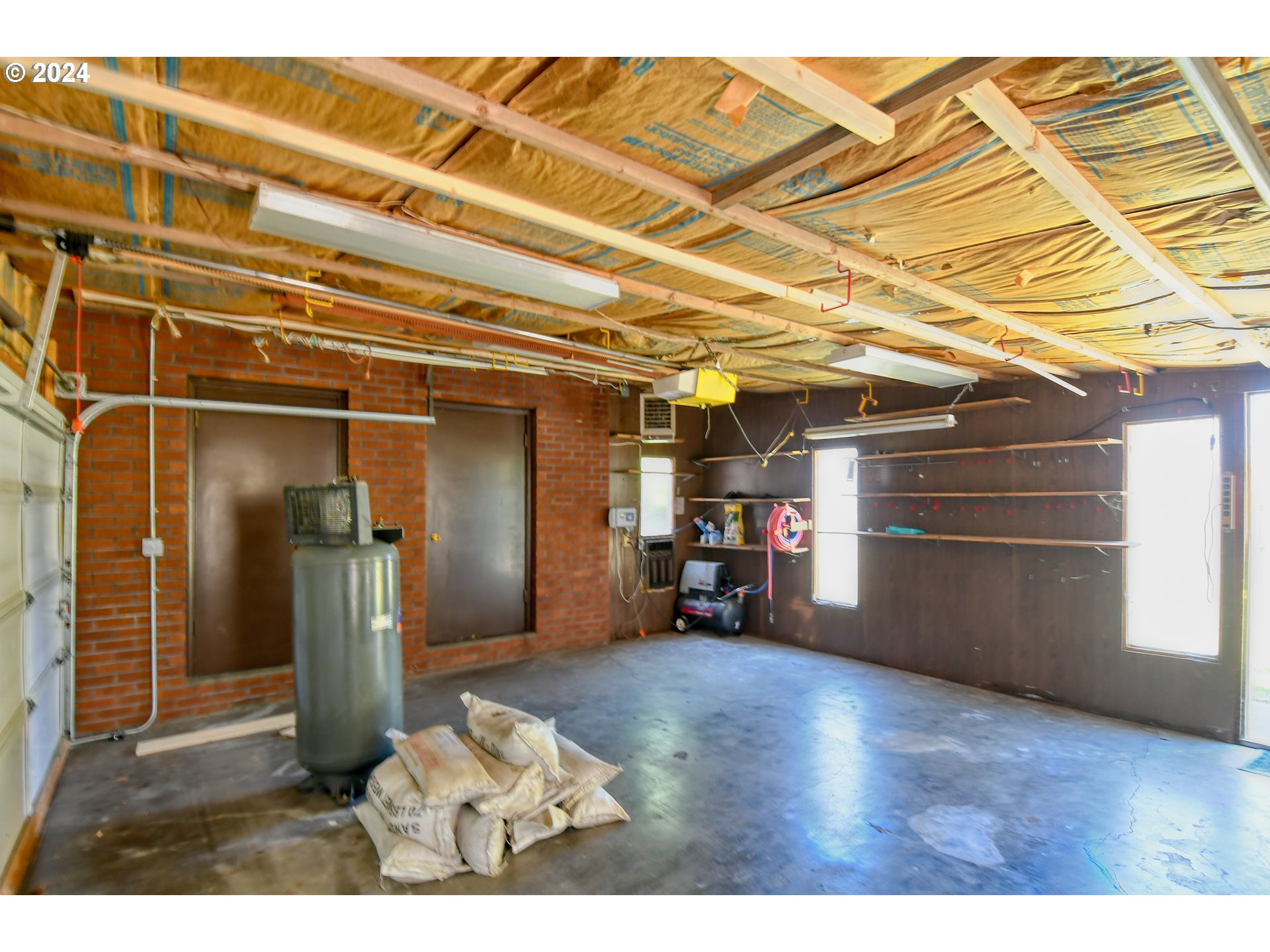 405 Northwest Johns Lane Pendleton, OR 97801 - Photo 48 of 48 a view of a room with wooden floor