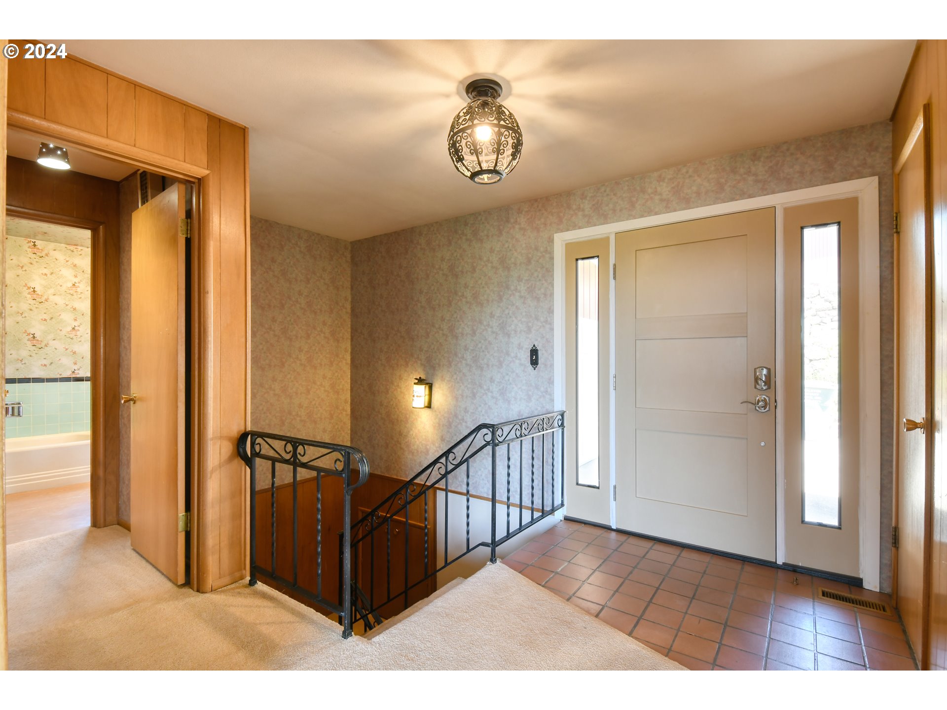 405 Northwest Johns Lane Pendleton, OR 97801 - Photo 5 of 48 a view of a hallway with wooden floor and stairs