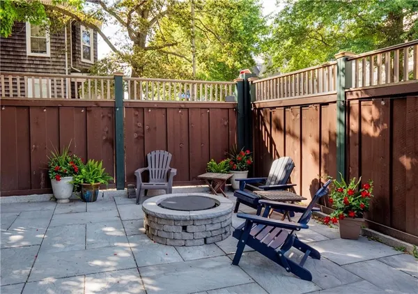 $8,000 | 17 Lincoln Street, Newport, RI 02840