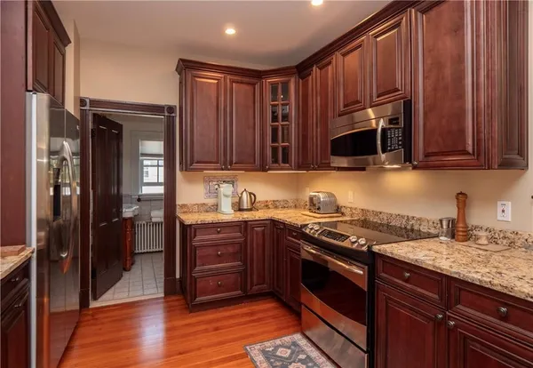 $8,000 | 17 Lincoln Street, Newport, RI 02840