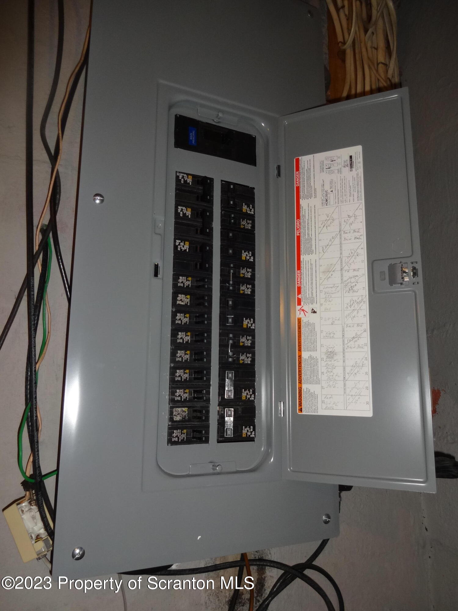 15 Buck River Road Thornhurst, PA 18424 - Photo 28 of 38 a view of a hallway with windows