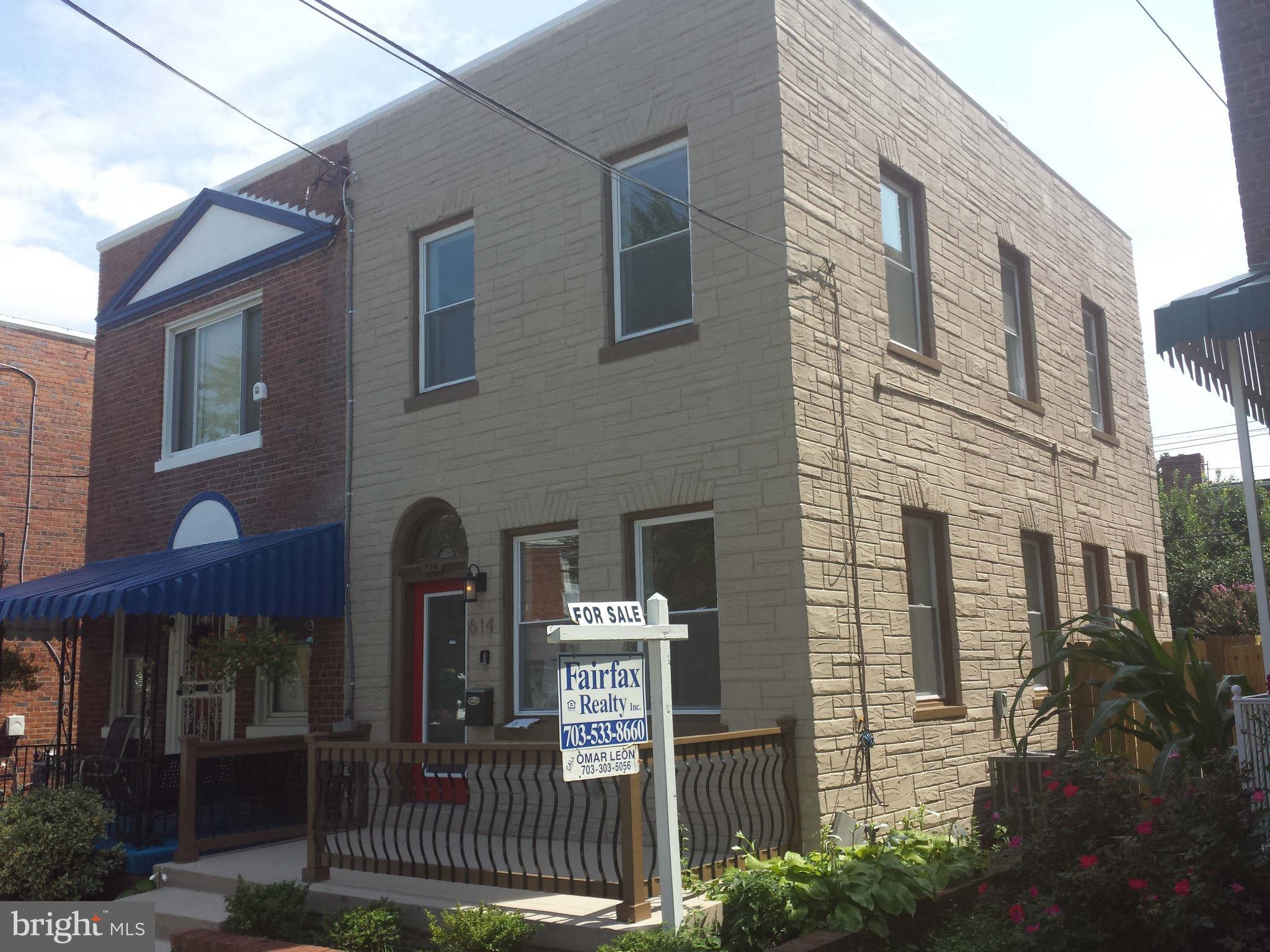 614 Roxboro Place Northwest Washington, DC 20011 - Photo 2 of 30 Exterior (Front)
