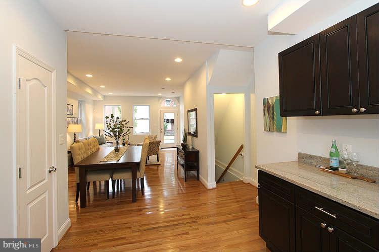 614 Roxboro Place Northwest Washington, DC 20011 - Photo 16 of 30 Interior (General)