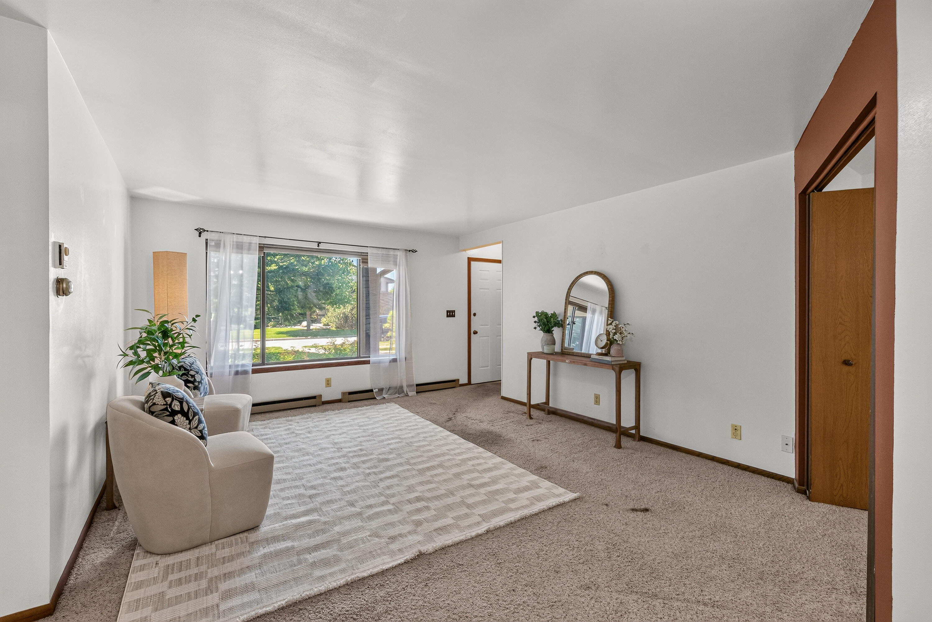 W177N9776 Riversbend Circle East Germantown, WI 53022 - Photo 8 of 23 W177N9776 Riversbend Cir E-5