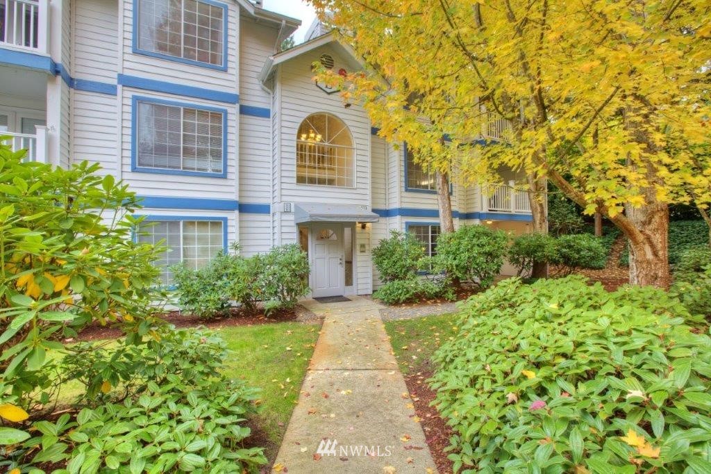 8653 Avondale Road Northeast, Unit B104 Redmond, WA 98052 - Photo 1 of 13 Gallery Image 1