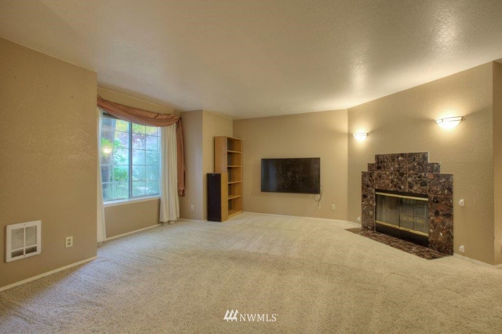8653 Avondale Road Northeast, Unit B104 Redmond, WA 98052 - Photo 2 of 13 Gallery Image 2