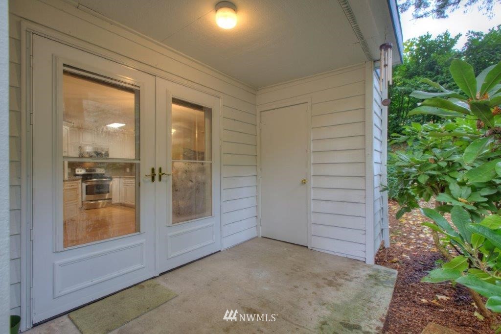 8653 Avondale Road Northeast, Unit B104 Redmond, WA 98052 - Photo 12 of 13 Gallery Image 12