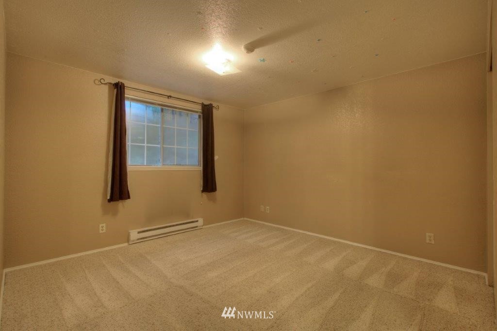 8653 Avondale Road Northeast, Unit B104 Redmond, WA 98052 - Photo 5 of 13 Gallery Image 5