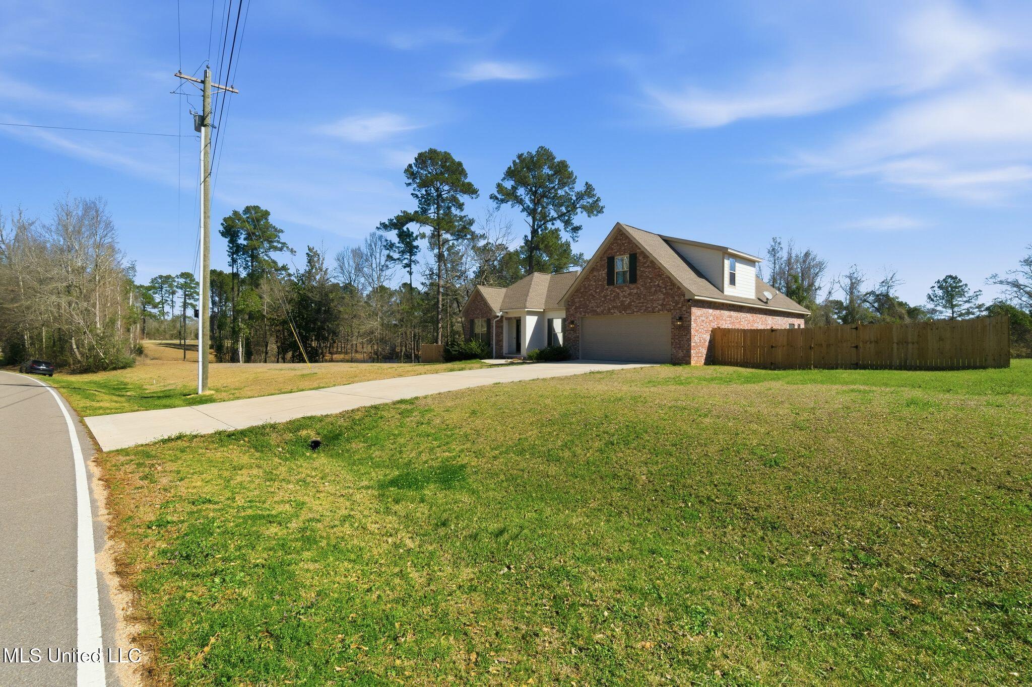210 West Black Creek Road Sumrall, MS 39482 - Photo 2 of 39 210_W_Black_Creek_Rd-2