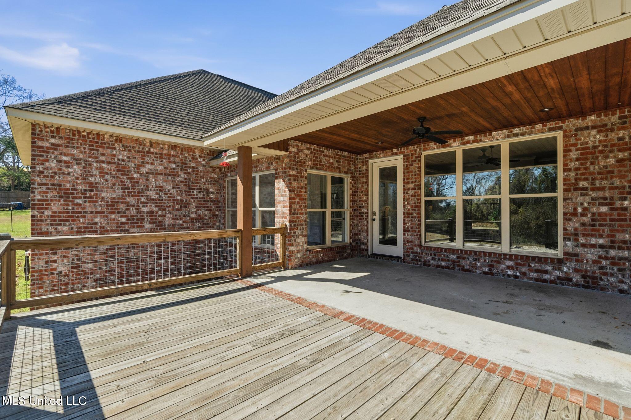 210 West Black Creek Road Sumrall, MS 39482 - Photo 36 of 39 210_W_Black_Creek_Rd-36
