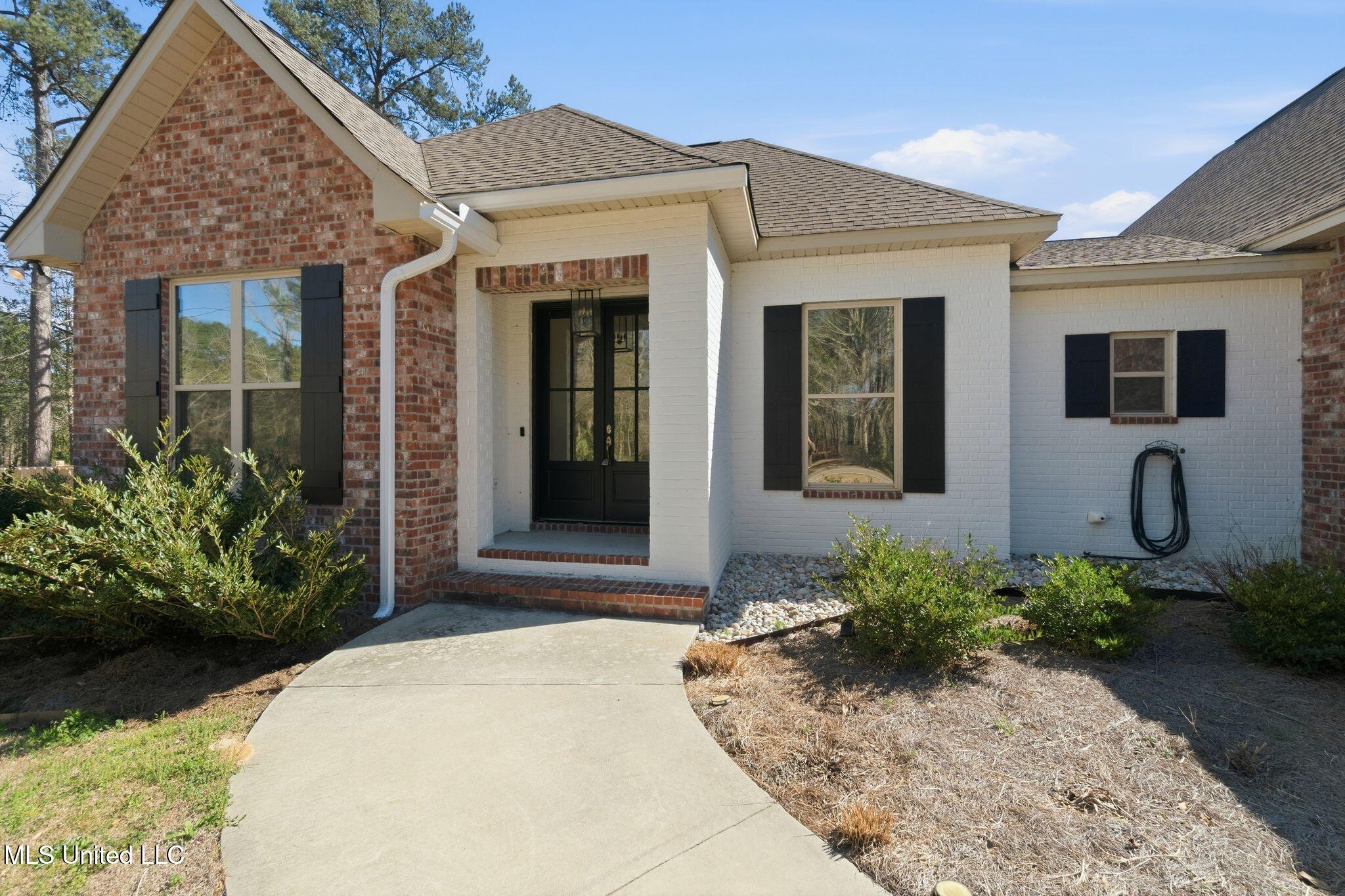 210 West Black Creek Road Sumrall, MS 39482 - Photo 5 of 39 210_W_Black_Creek_Rd-5