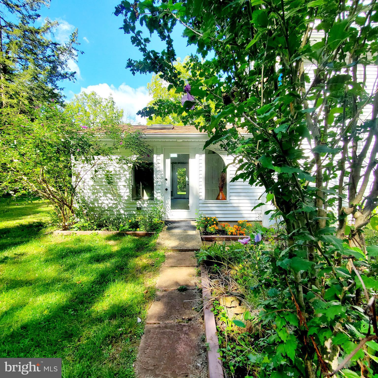 1883 Orlando Road Pottstown, PA 19464 - Photo 6 of 64 Beautiful Back Den