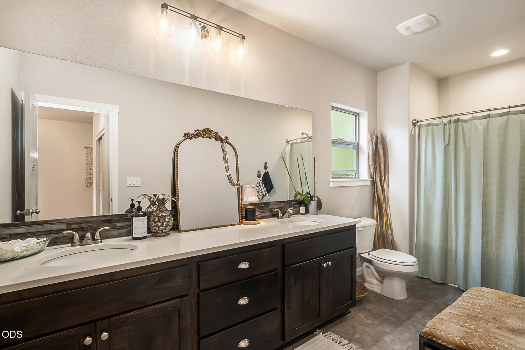 2788 Southwest 34th Street Redmond, OR 97756 - Photo 12 of 50