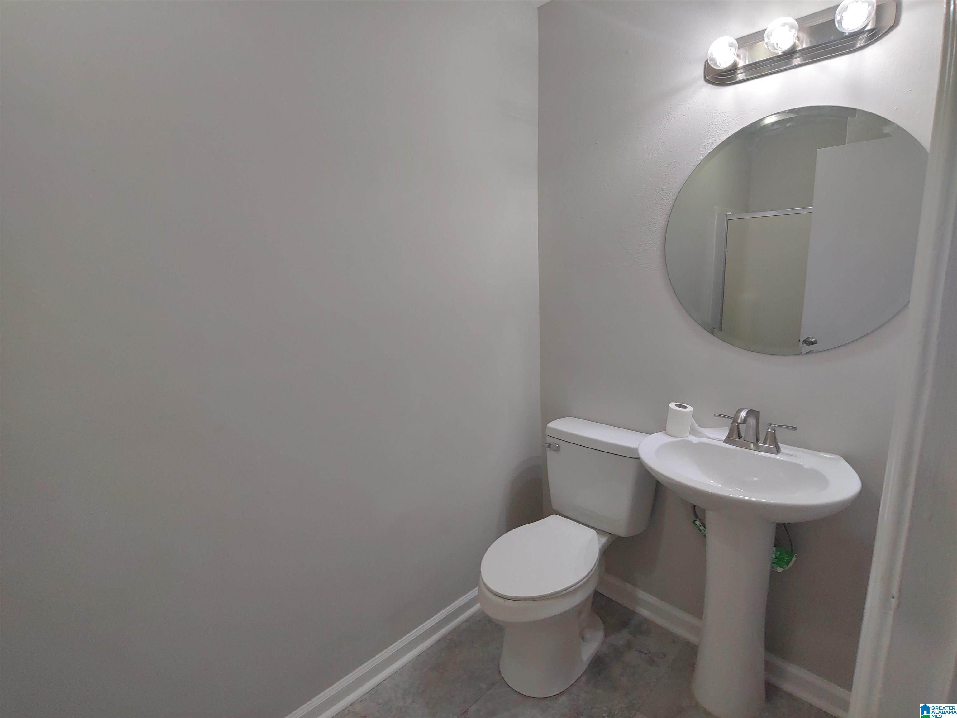 2033 30th Avenue Bessemer, AL 35023 - Photo 15 of 27
