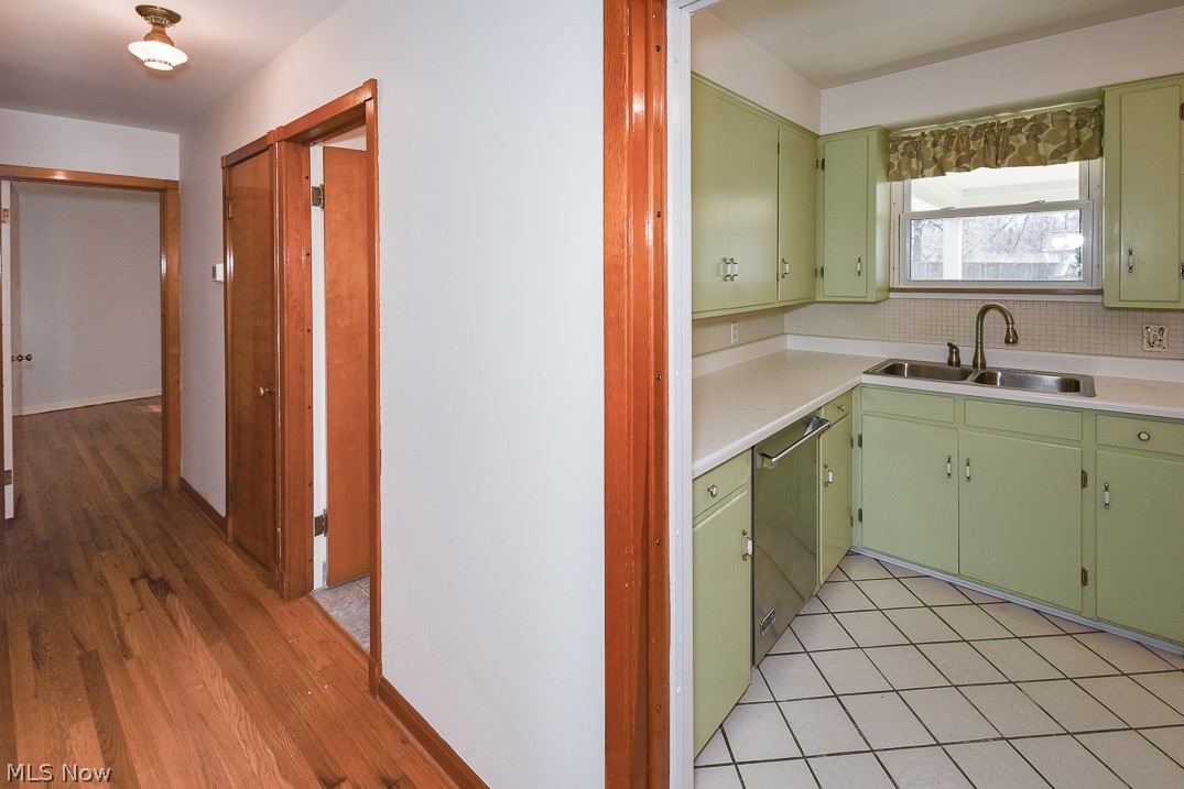 1313 Richmond Road Cleveland, OH 44124 - Photo 12 of 35 Gallery Image 12