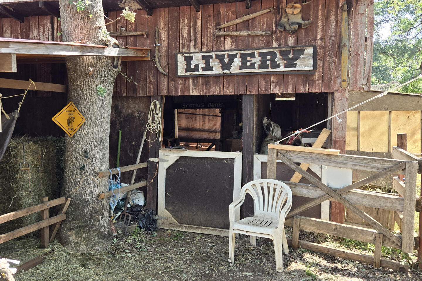 18750 Basler Road Cottonwood, CA 96022 - Photo 28 of 57 Livery