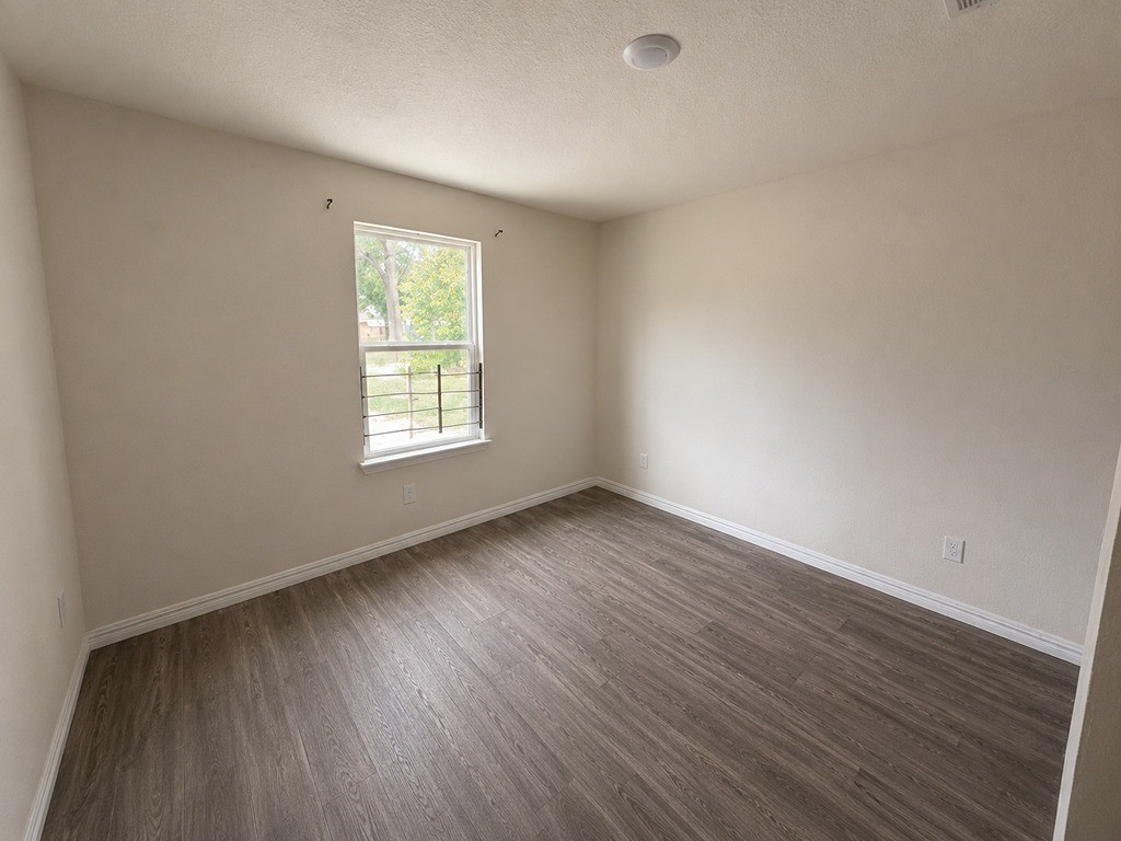 4423 Trigg Street Houston, TX 77093 - Photo 4 of 26 Unit A Bedroom 1