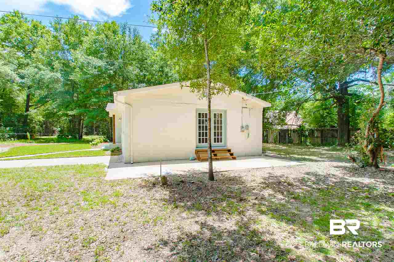 18653 Twin Beech Road South Fairhope, AL 36532 - Photo 19 of 21 Side View