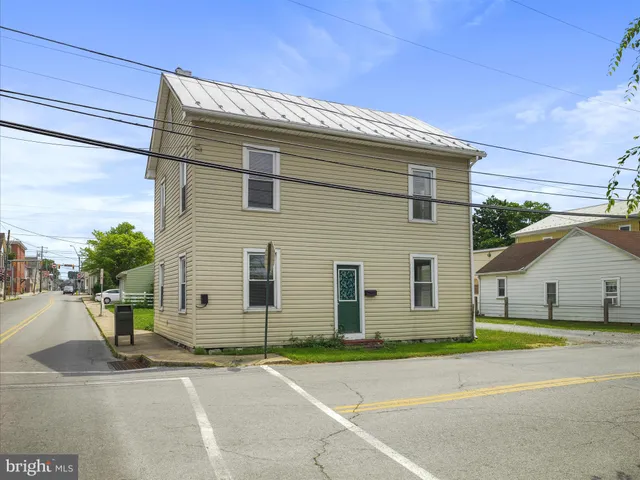 $209,900 | 14 West Burd Street, Shippensburg, PA 17257
