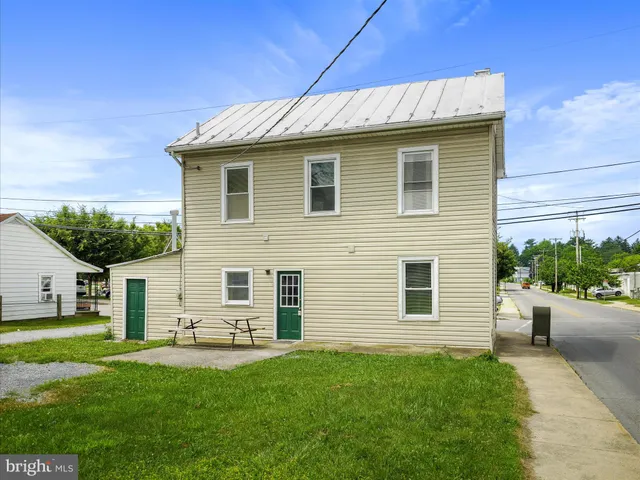 $209,900 | 14 West Burd Street, Shippensburg, PA 17257