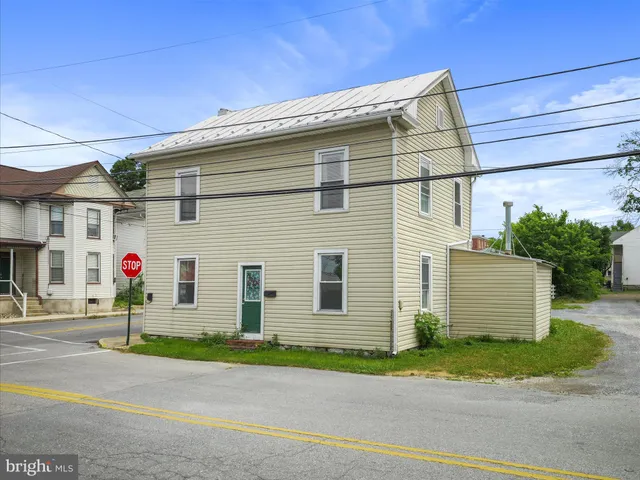 $209,900 | 14 West Burd Street, Shippensburg, PA 17257