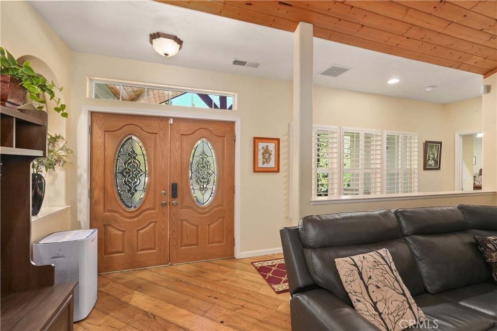 39367 Pine Ridge Road Oakhurst, CA 93644 - Photo 6 of 45