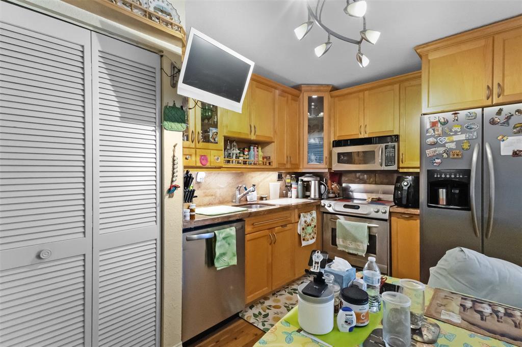 3910 Inverrary Boulevard, Unit 301B Fort Lauderdale, FL 33319 - Photo 12 of 45