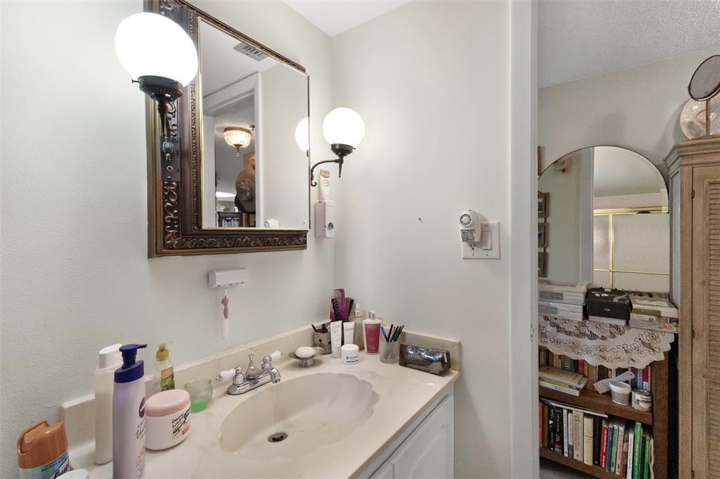 3910 Inverrary Boulevard, Unit 301B Fort Lauderdale, FL 33319 - Photo 17 of 45