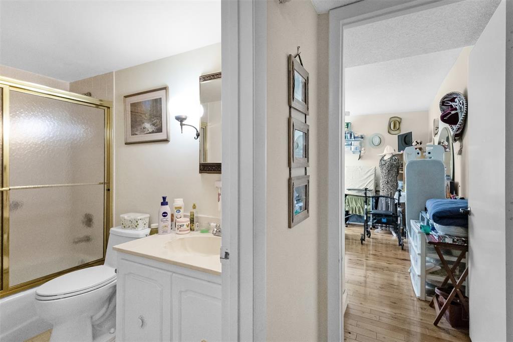 3910 Inverrary Boulevard, Unit 301B Fort Lauderdale, FL 33319 - Photo 19 of 45