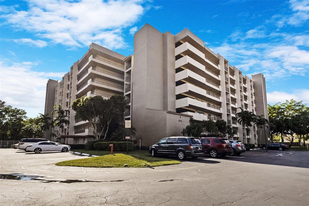 3910 Inverrary Boulevard, Unit 301B Fort Lauderdale, FL 33319 - Photo 2 of 45