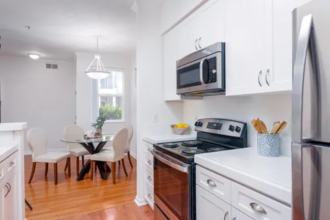 $735,000 | 1982 West Bayshore Road, Unit 219, East Palo Alto, CA 94303