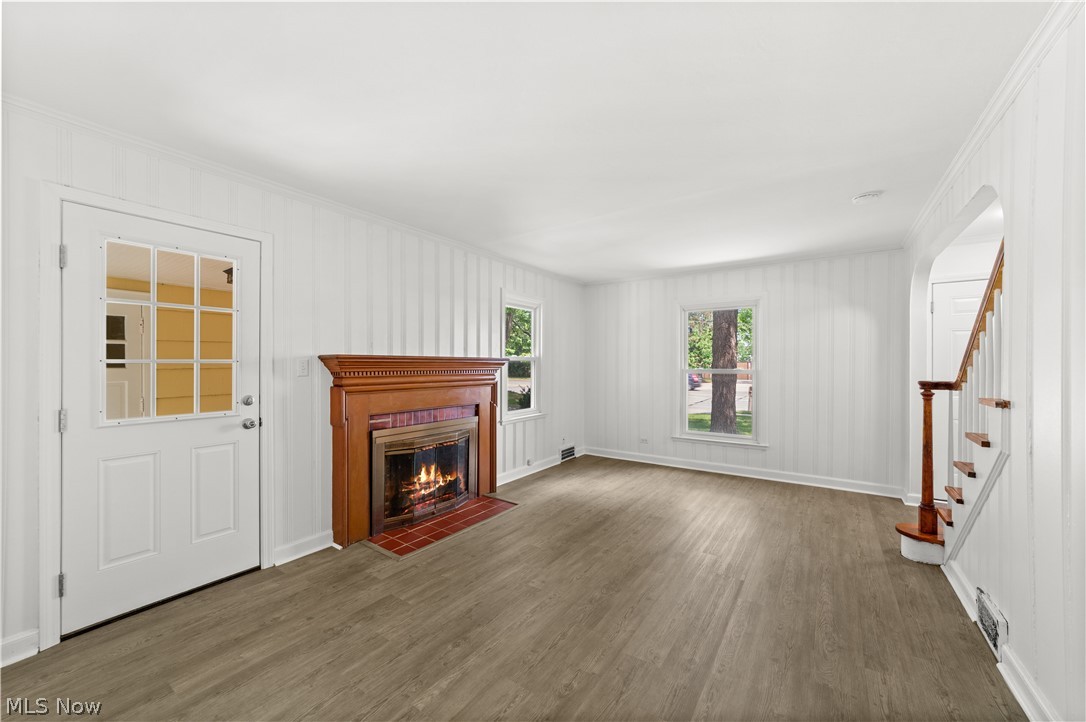 6444 Wilson Mills Road Cleveland, OH 44143 - Photo 10 of 29 1st Floor Living Room