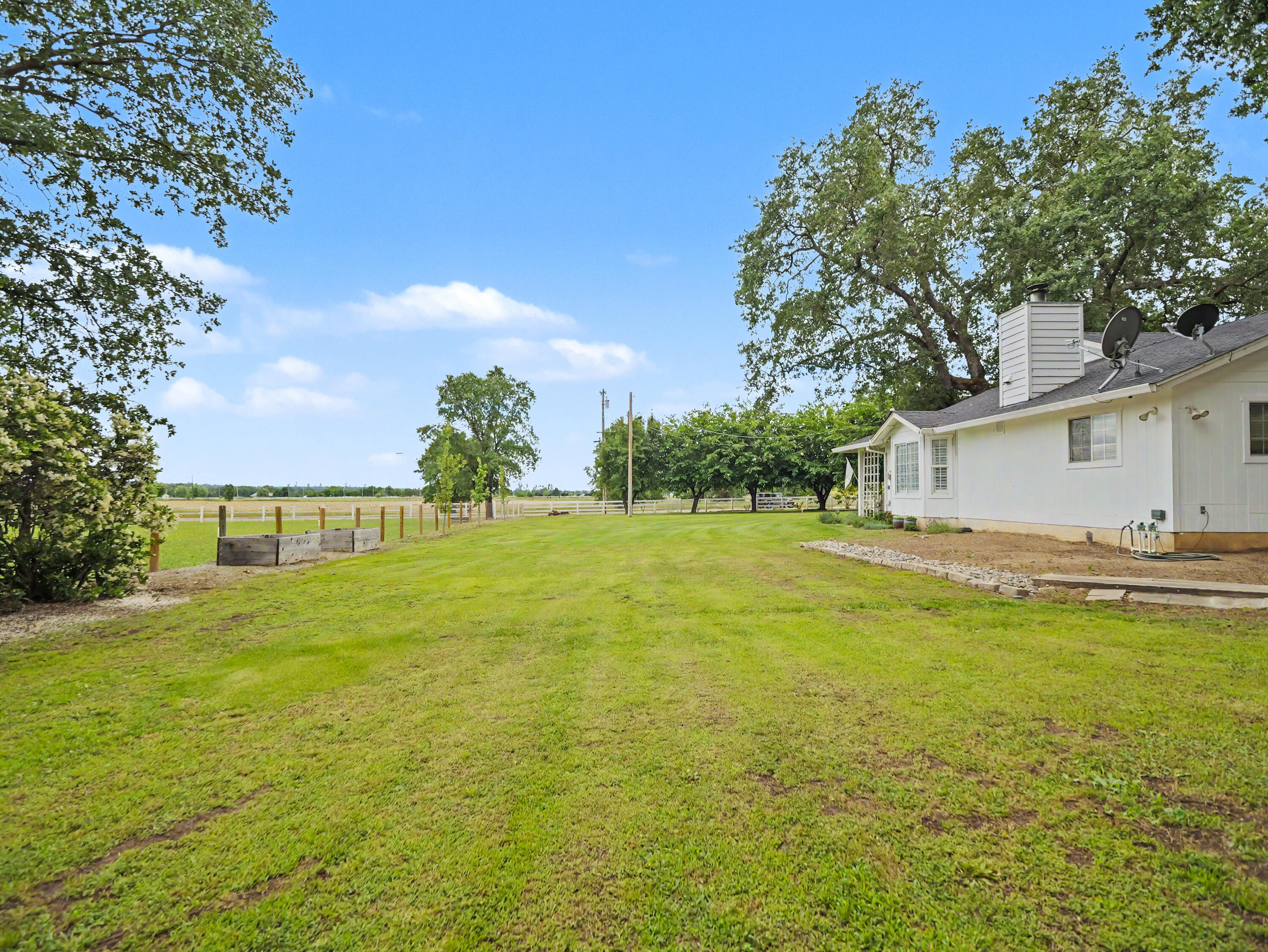 7008 Beatie Road Anderson, CA 96007 - Photo 42 of 42 P1003979