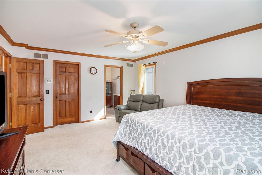 569 Sunlight Drive Rochester, MI 48309 - Photo 14 of 25