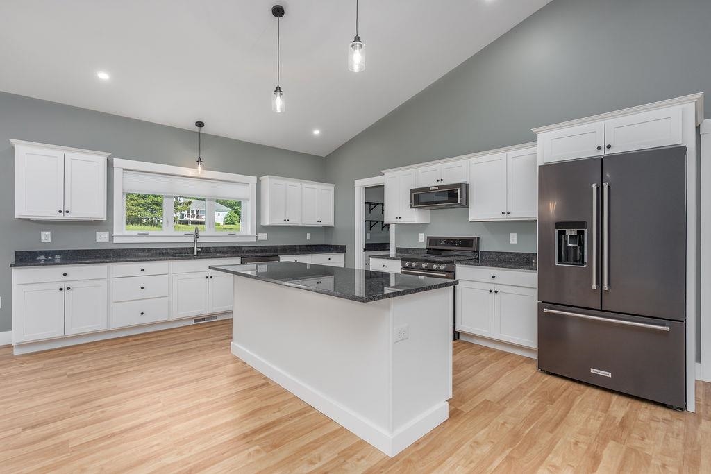 5 Midmark Lane Concord, NH 03301 - Photo 2 of 29