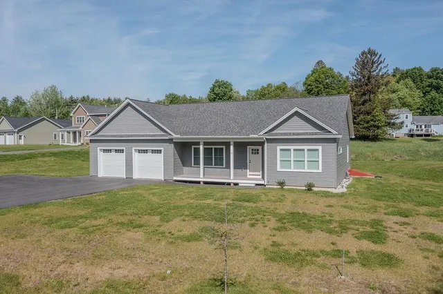 $669,900 | 5 Midmark Lane, Concord, NH 03301