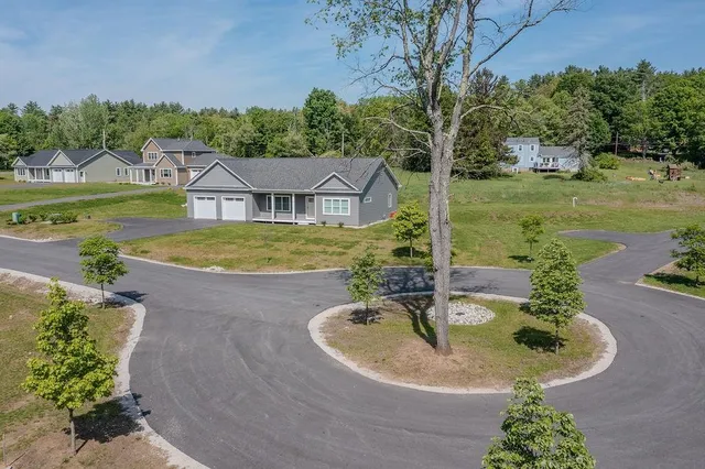 $669,900 | 5 Midmark Lane, Concord, NH 03301