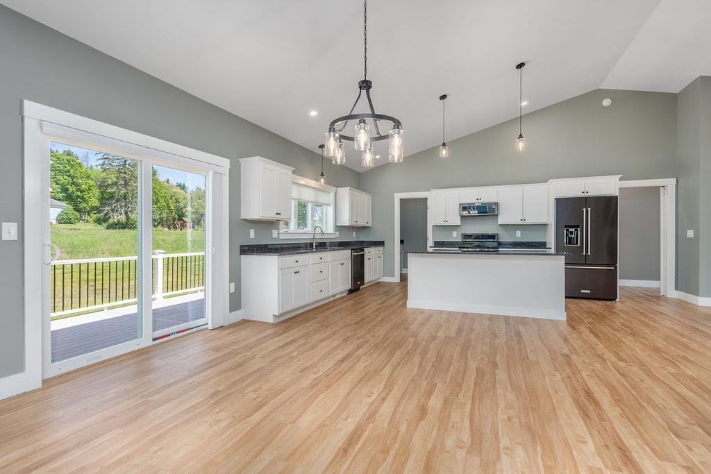 5 Midmark Lane Concord, NH 03301 - Photo 3 of 29