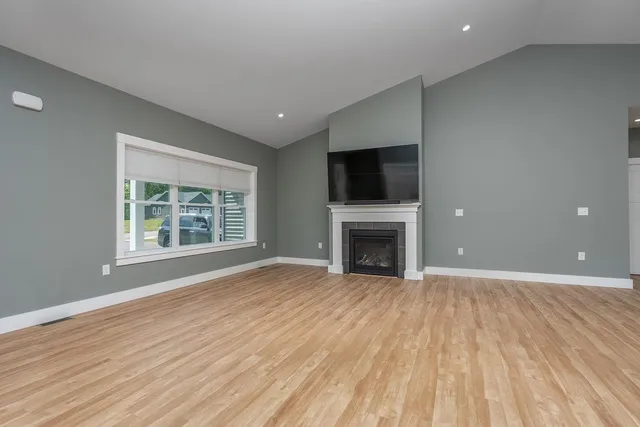 $669,900 | 5 Midmark Lane, Concord, NH 03301