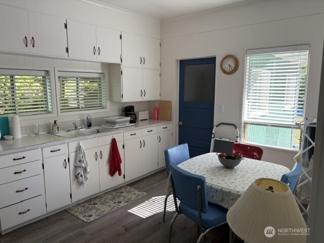 416 South Shore Road Quinault, WA 98575 - Photo 6 of 15