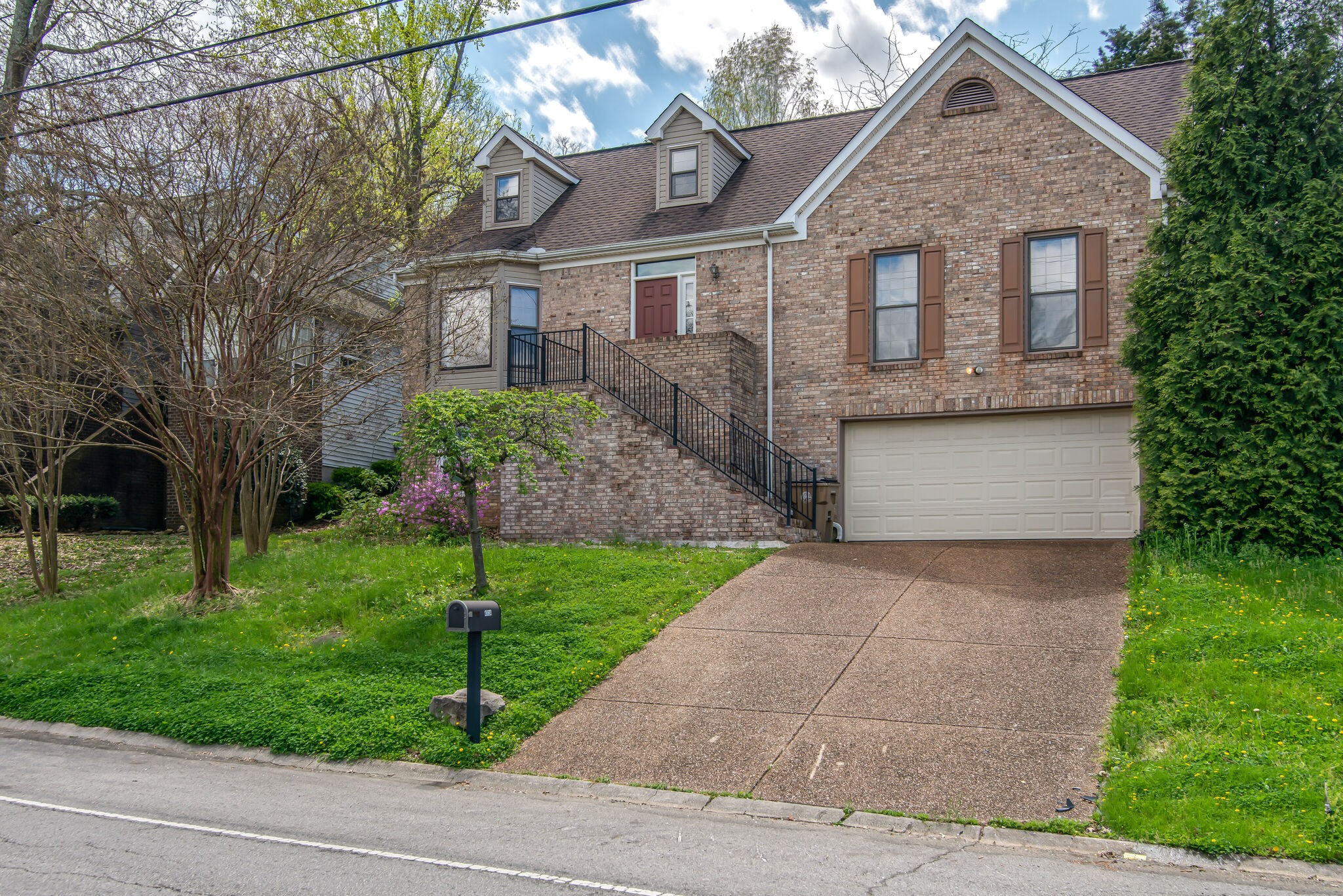 4724 Billingsgate Road Antioch, TN 37013 - Photo 3 of 35 Gallery Image 3