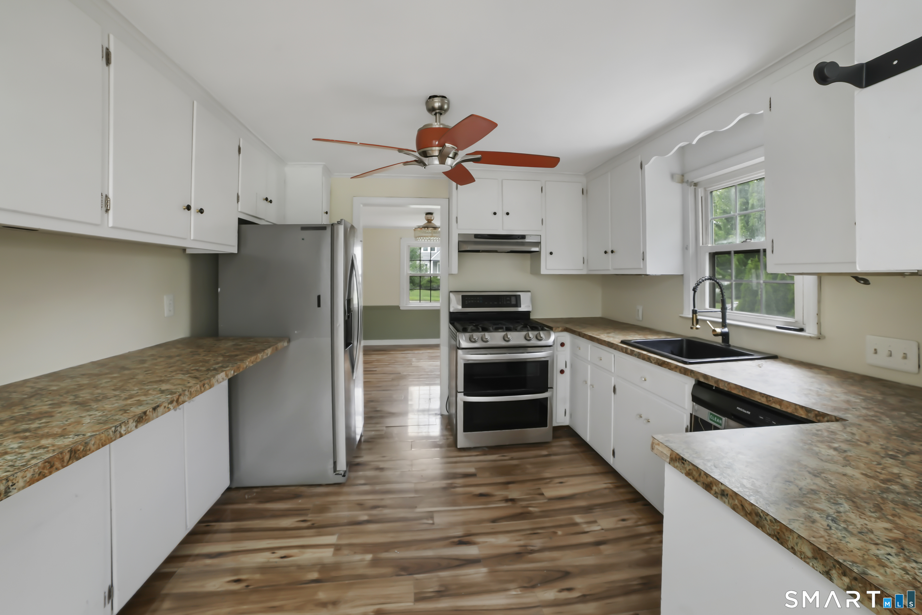 824 Randolph Road Middletown, CT 06457 - Photo 19 of 40 Gallery Image 19