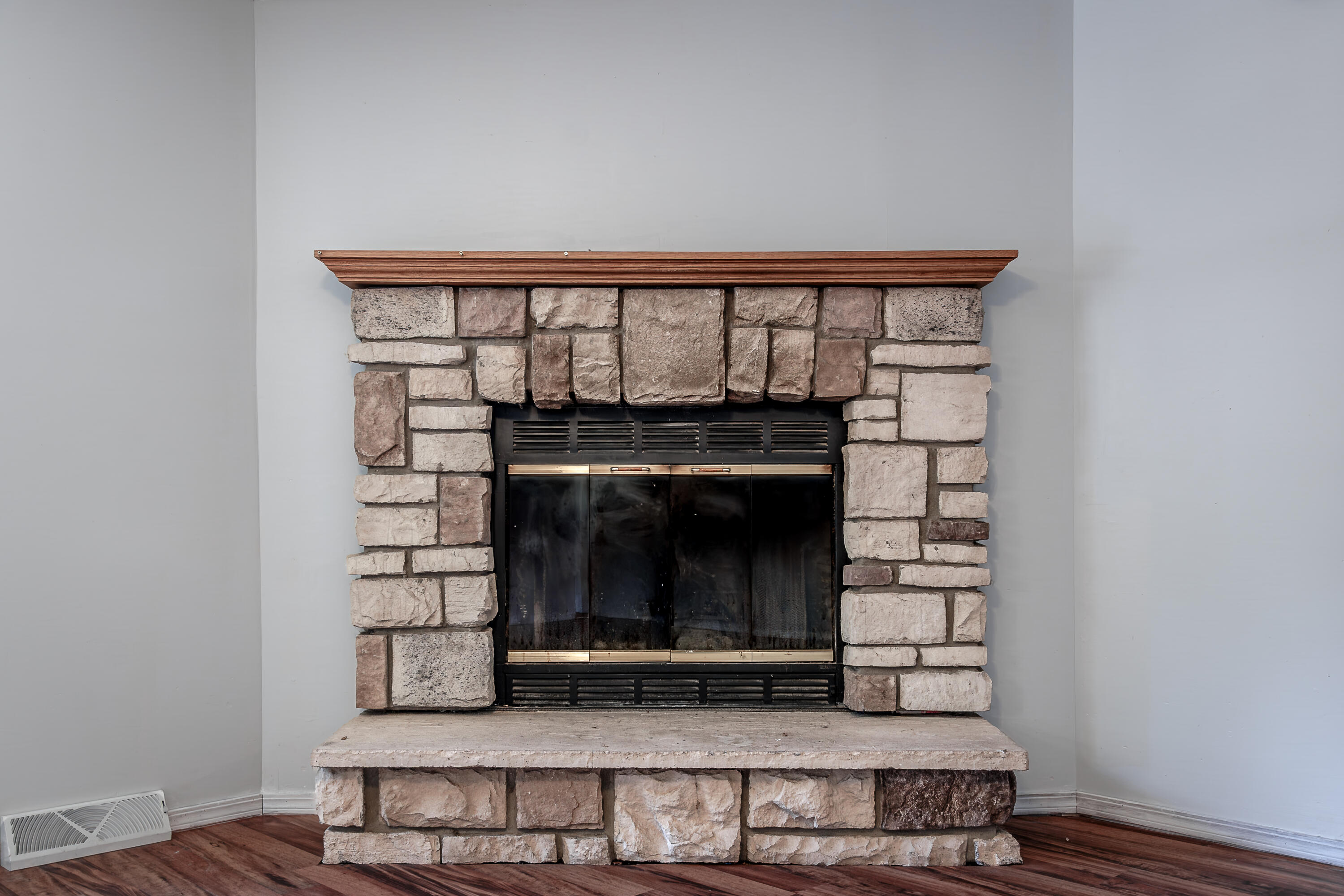 489 East Furness Road Michigan City, IN 46360 - Photo 17 of 42 2999x2000