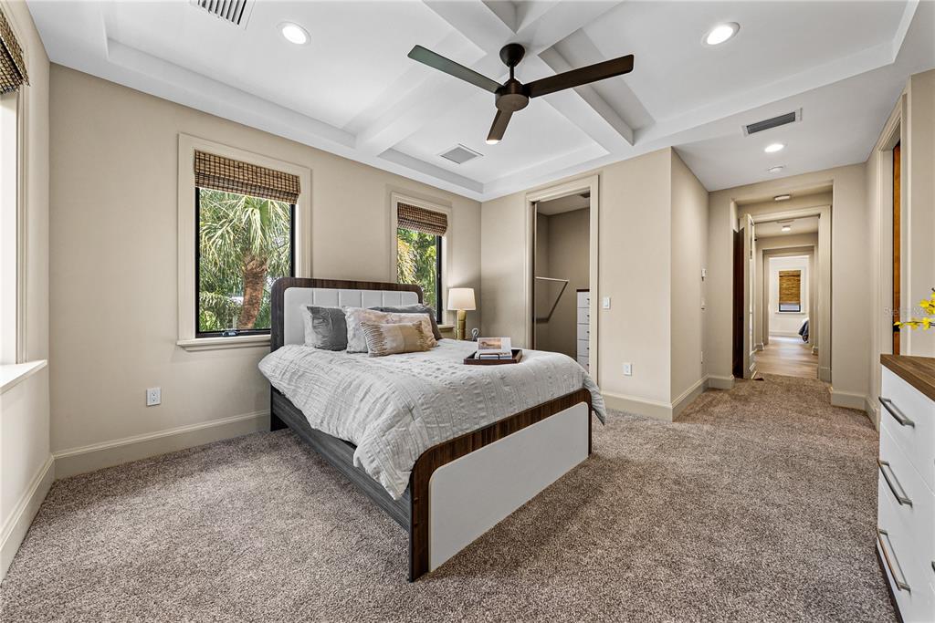 2903 West Hawthorne Road Tampa, FL 33611 - Photo 61 of 82 Gallery Image 61