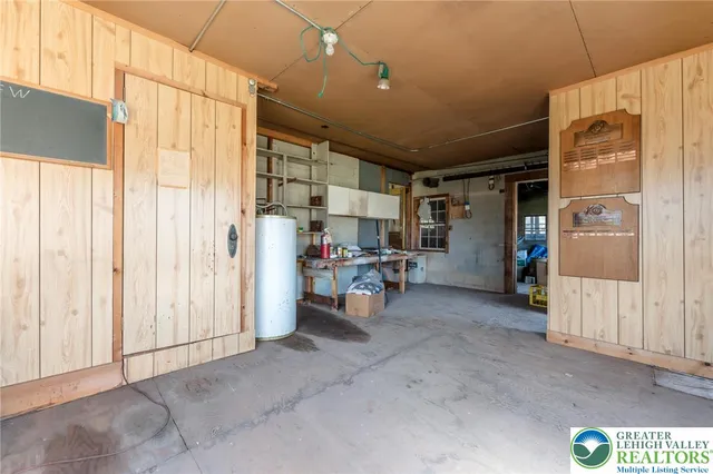 $349,900 | 1760 West Penn Pike, New Ringgold, PA 17960