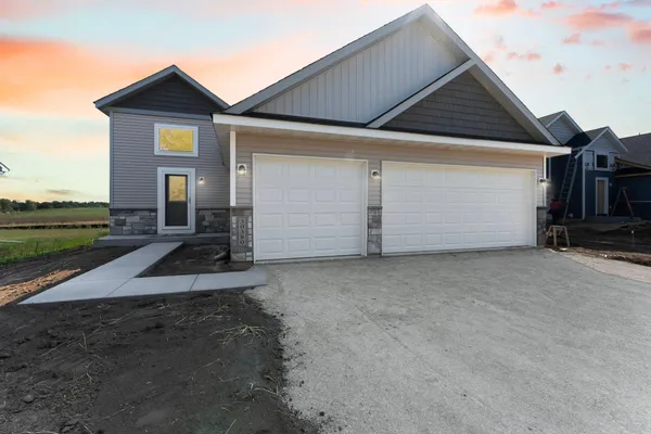$484,320 | 569 Sienna Drive, Watertown, MN 55388