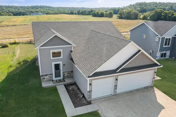 $484,320 | 569 Sienna Drive, Watertown, MN 55388