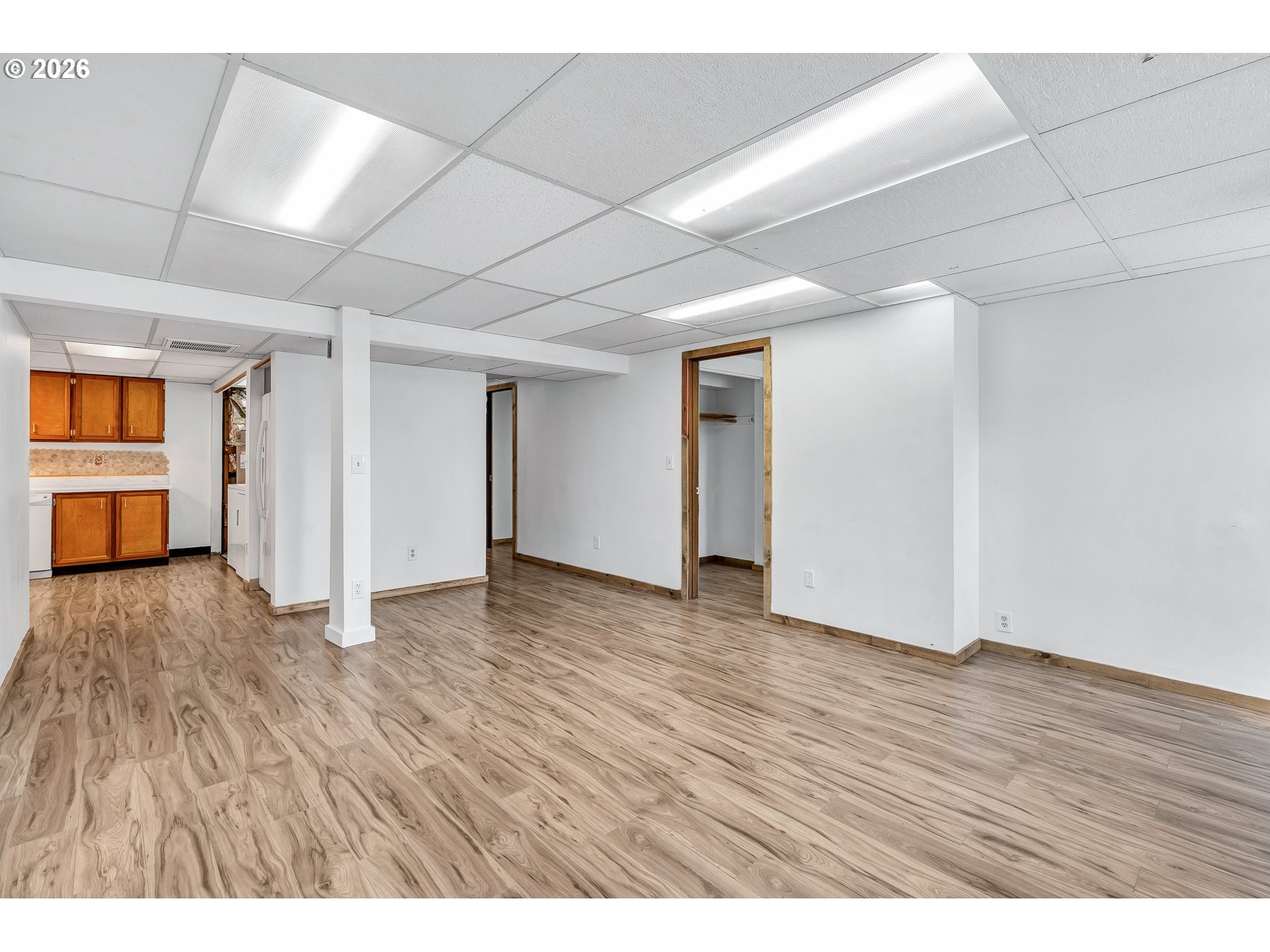 8025 Southwest Schiller Road Portland, OR 97225 - Photo 31 of 48