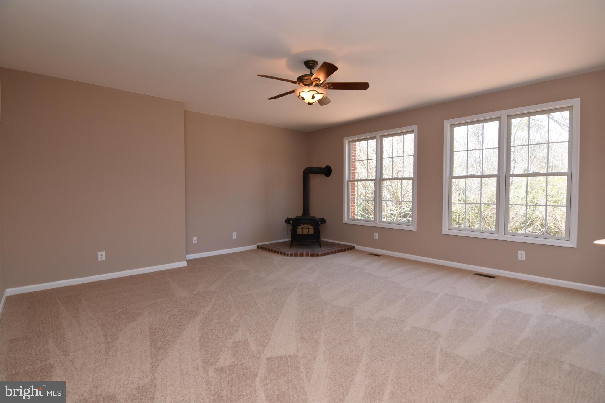 17130 Three Notch Road Dameron, MD 20628 - Photo 4 of 30 Family Room